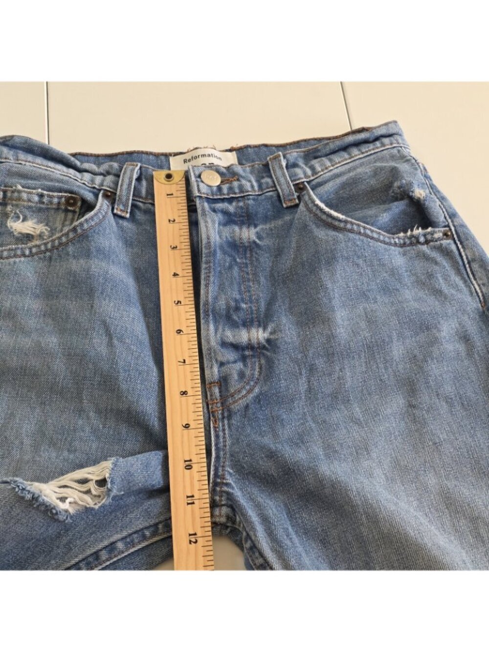 Reformation Cynthia High Relaxed Distressed Jeans 27 Blue Oahu Wash Cotton Edgy - Picture 7 of 16